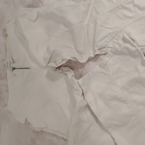 Cream Zip-Front Pants - Picture 2 of 7